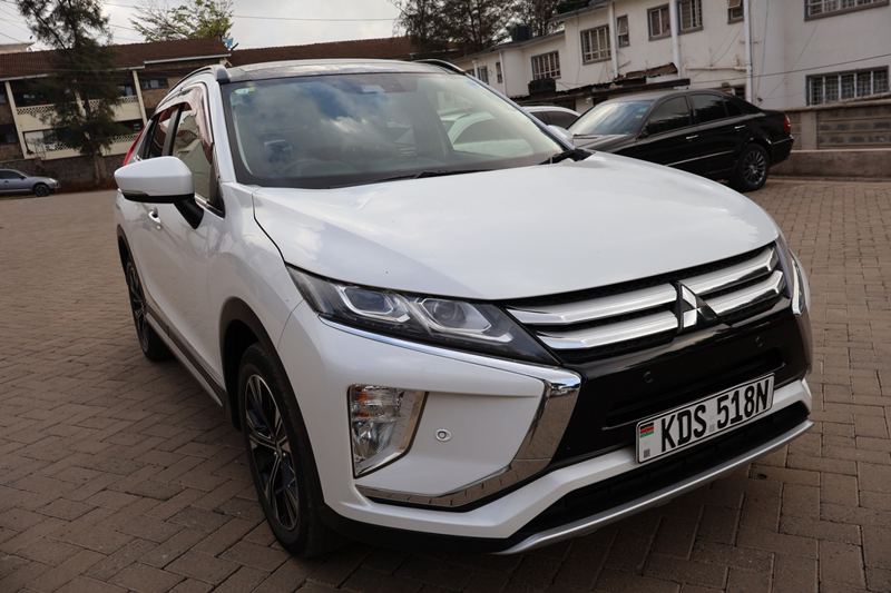 Mitsubishi Eclipse Cross Alloys Twin Sunroof 2018 45,000 Kms