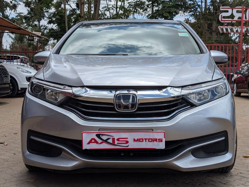 Honda Fit Shuttle Hybrid 2019