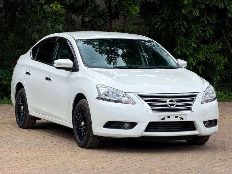 2019 Nissan Silphy White
